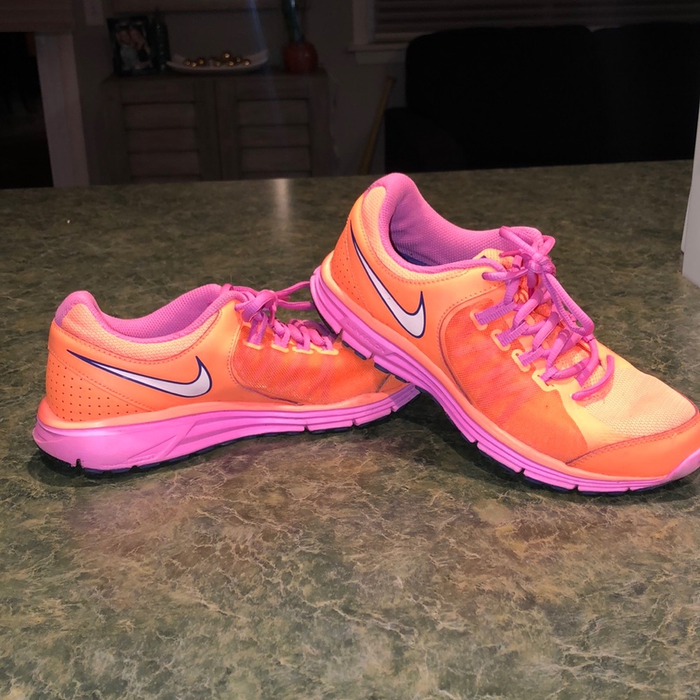 Tennis Shoes